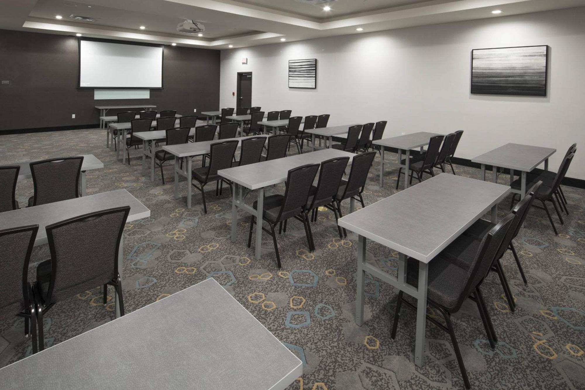 Residence Inn By Marriott Tulsa Downtown Buitenkant foto
