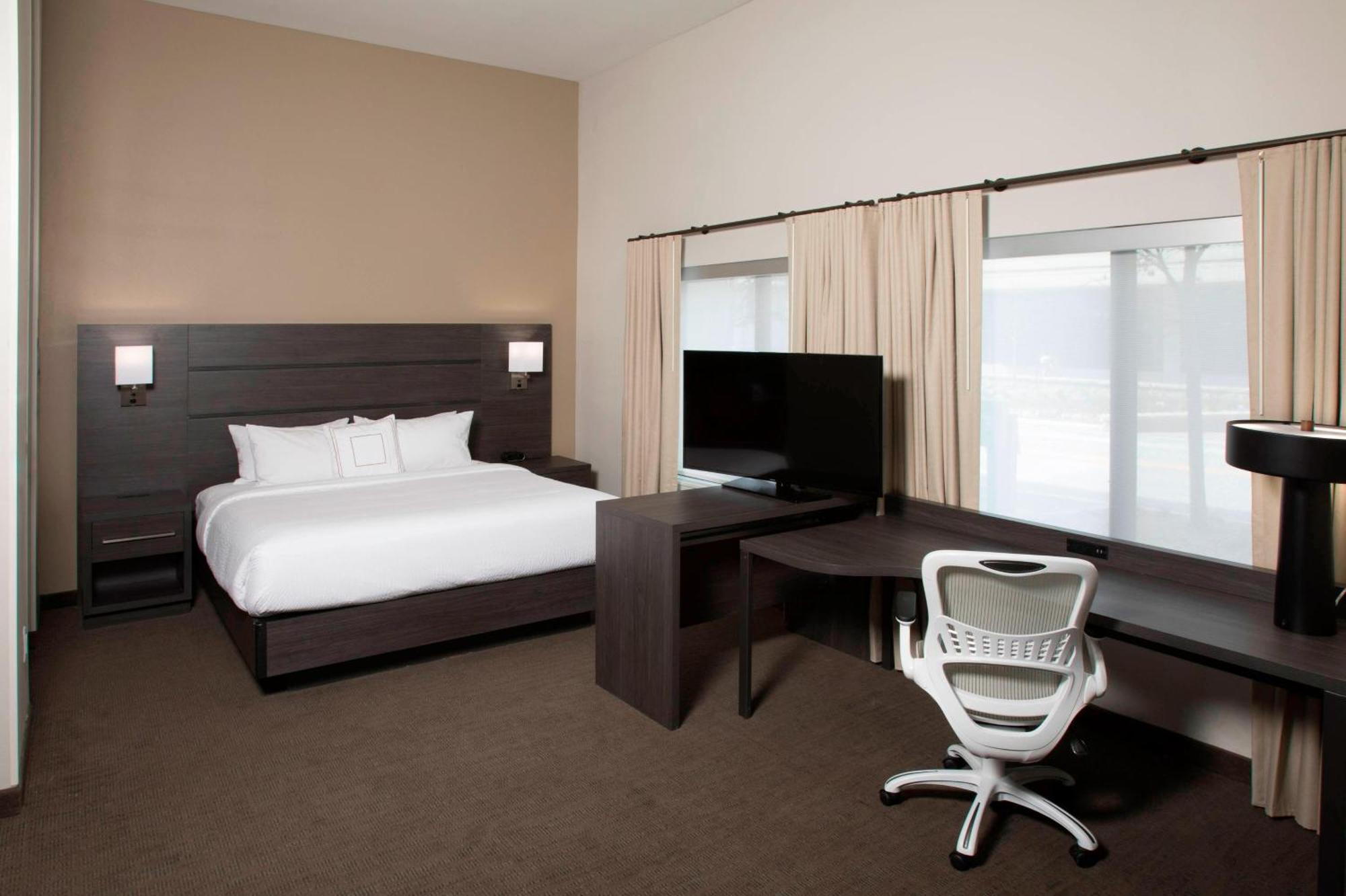 Residence Inn By Marriott Tulsa Downtown Buitenkant foto