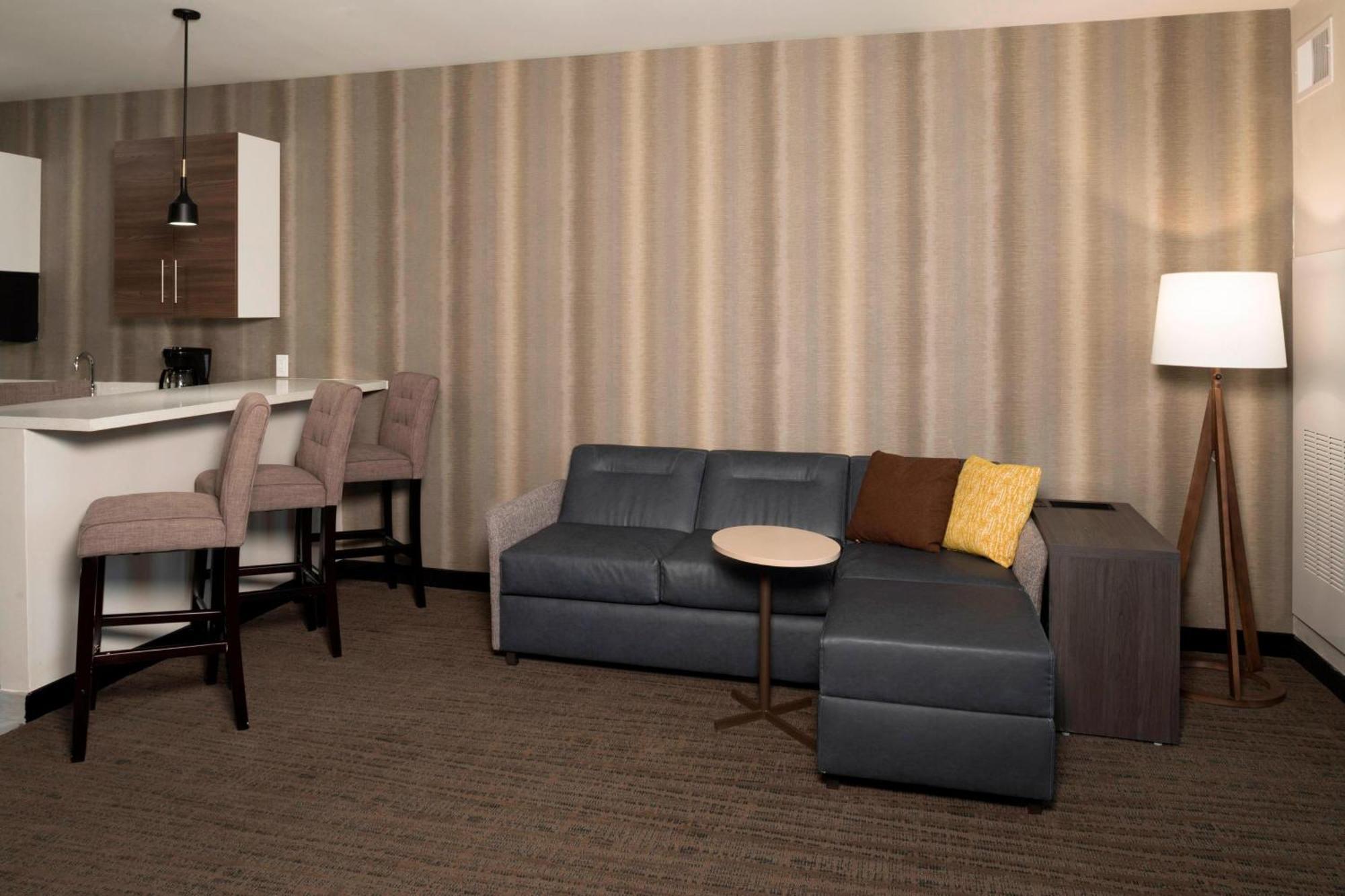 Residence Inn By Marriott Tulsa Downtown Buitenkant foto