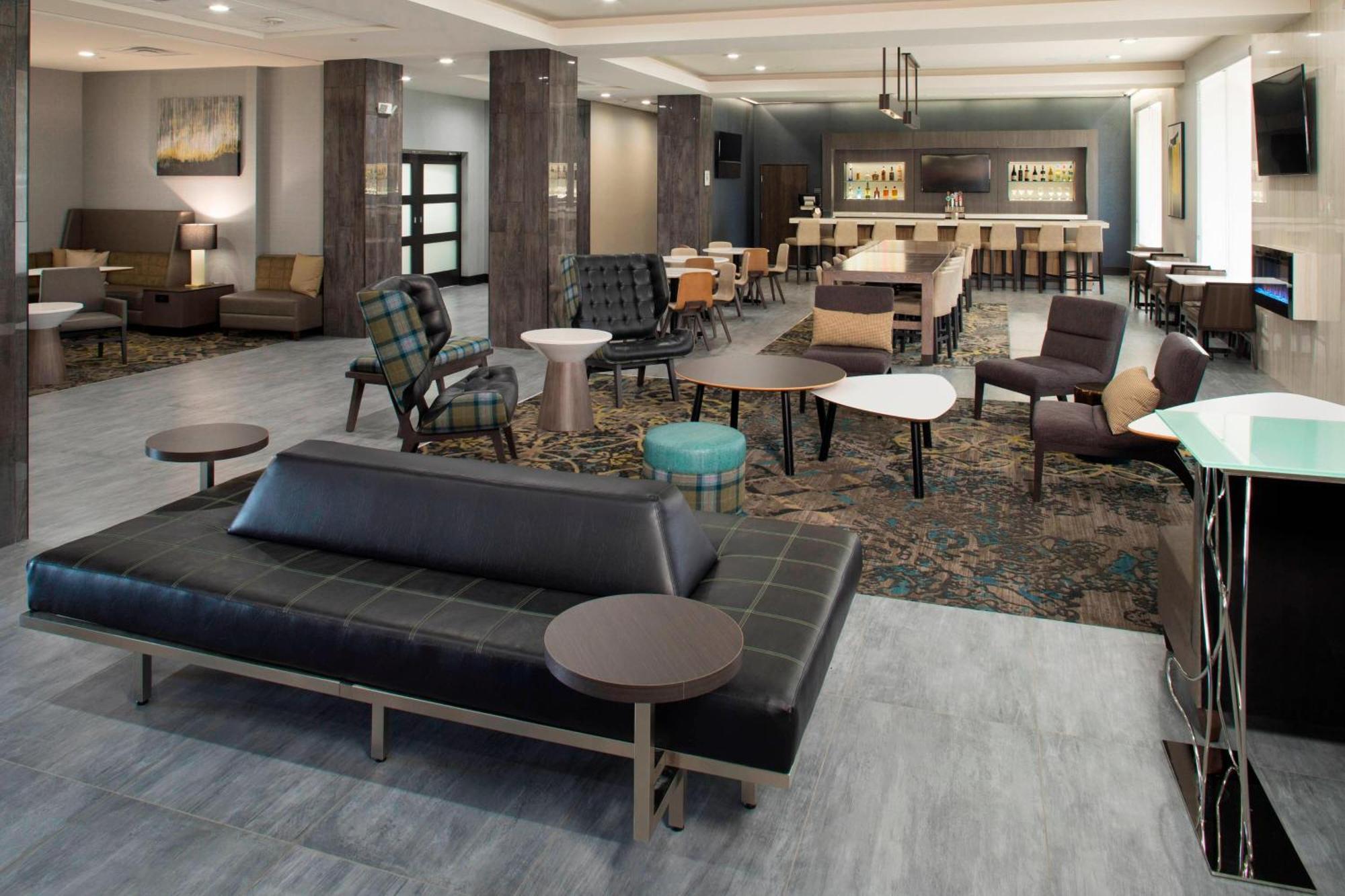 Residence Inn By Marriott Tulsa Downtown Buitenkant foto