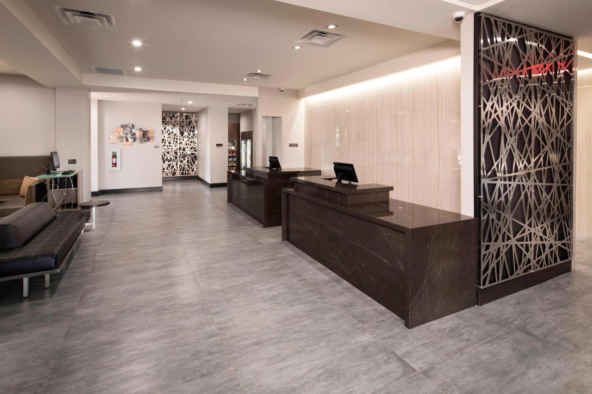 Residence Inn By Marriott Tulsa Downtown Buitenkant foto